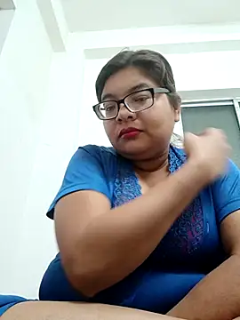 Elie couple143 online show from January 2026 05:26:02 PM