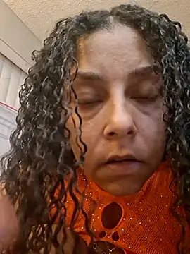 sweetnjuicyyy online show from September 2025 04:39:02 AM