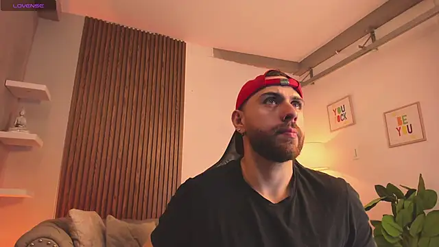 Maximo Wolff online show from February 2026 08:05:01 PM