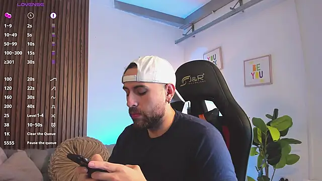 Maximo Wolff online show from February 2026 07:59:01 PM