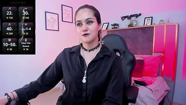 Snapshot of Azurra_amatto2 chatting on October 2025 08:21:02 PM Azurra amatto2 online show from October 2025 08:21:02 PM