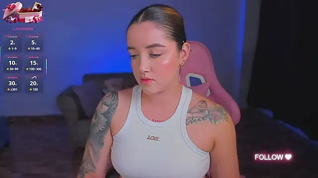 lunaarose online show from September 2025 04:03:01 AM