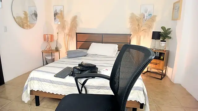 EmaaaBrown  online show from April 2026 03:35:02 PM