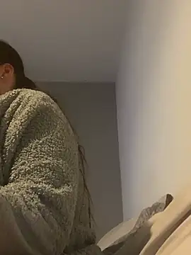 LollyLove  online show from April 2026 08:04:01 PM