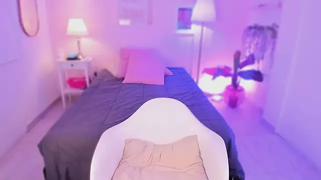 emma soul1 online show from November 2025 07:47:01 PM