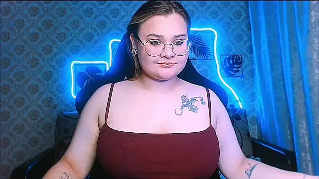 Snapshot of InLoveWithLife26 chatting on July 2026 07:55:01 PM InLoveWithLife26 online show from July 2026 07:55:01 PM