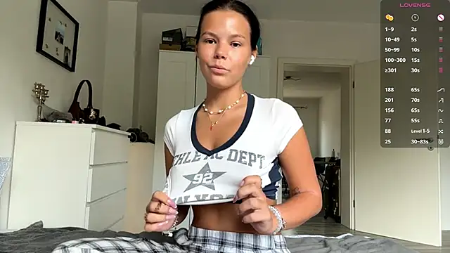 MaydaCornwall online show from September 2025 07:24:02 AM