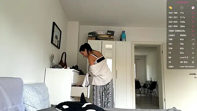 MaydaCornwall online show from October 2025 09:07:01 AM