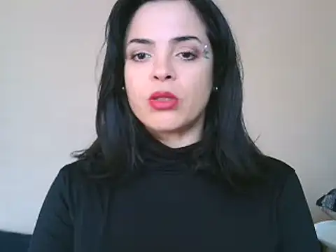 Snapshot of ITALIANASISIXX chatting on November 2025 10:31:01 AM ITALIANASISIXX online show from November 2025 10:31:01 AM