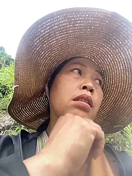 Lai005 online show from October 2025 02:49:01 PM