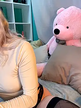 TheRealJessyLey online show from November 2025 07:08:02 AM