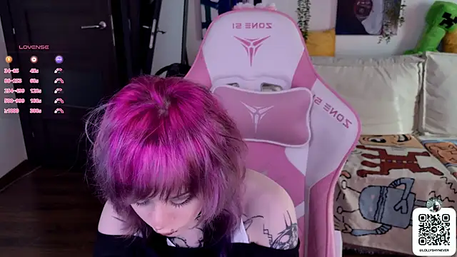 Lollyshy online show from September 2025 12:59:02 PM