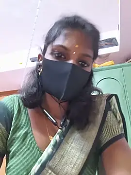 Snapshot of Honey_rosetamil chatting on May 2026 05:53:02 PM Honey rosetamil online show from May 2026 05:53:02 PM