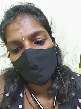Snapshot of Honey_rosetamil chatting on May 2026 06:28:02 PM Honey rosetamil online show from May 2026 06:28:02 PM