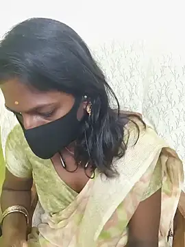 Snapshot of Honey_rosetamil chatting on June 2026 12:49:01 AM Honey rosetamil online show from June 2026 12:49:01 AM