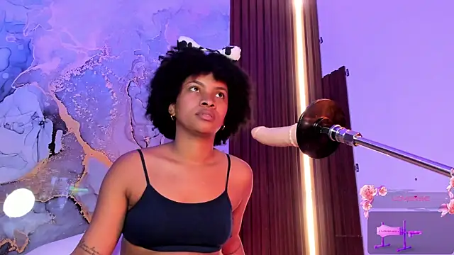 Lolalewis777 online show from September 2025 08:31:02 PM