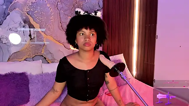 Lolalewis777 online show from October 2025 02:35:01 AM