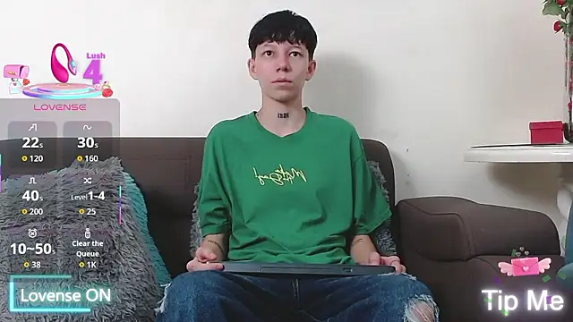 LiamBrown09 online show from January 2026 07:18:01 PM