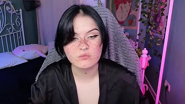 Snapshot of Dark_Shine chatting on September 2025 10:07:02 AM Dark Shine online show from September 2025 10:07:02 AM