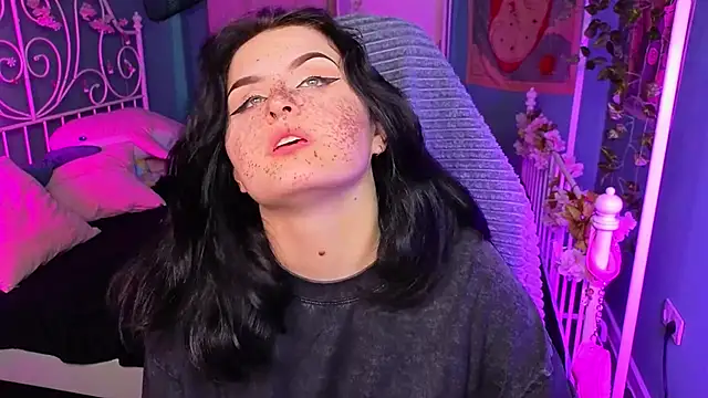 Snapshot of Dark_Shine chatting on October 2025 05:49:02 AM Dark Shine online show from October 2025 05:49:02 AM