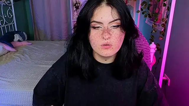 Snapshot of Dark_Shine chatting on October 2025 06:45:01 AM Dark Shine online show from October 2025 06:45:01 AM