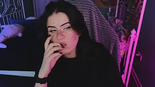 Snapshot of Dark_Shine chatting on November 2025 06:03:01 AM Dark Shine online show from November 2025 06:03:01 AM