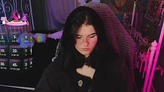 Snapshot of Dark_Shine chatting on November 2025 10:20:01 AM Dark Shine online show from November 2025 10:20:01 AM