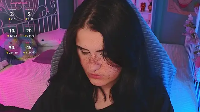 Snapshot of Dark_Shine chatting on November 2025 05:51:02 AM Dark Shine online show from November 2025 05:51:02 AM