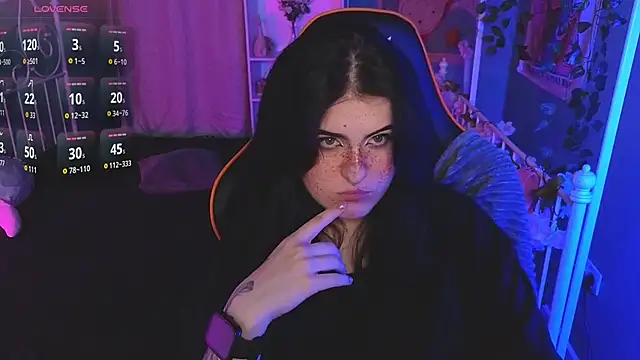 Snapshot of Dark_Shine chatting on November 2025 06:47:02 AM Dark Shine online show from November 2025 06:47:02 AM