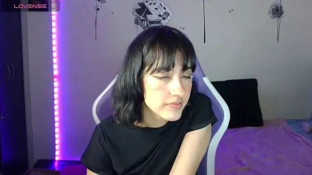 AvlieQueen online show from September 2025 05:07:02 AM