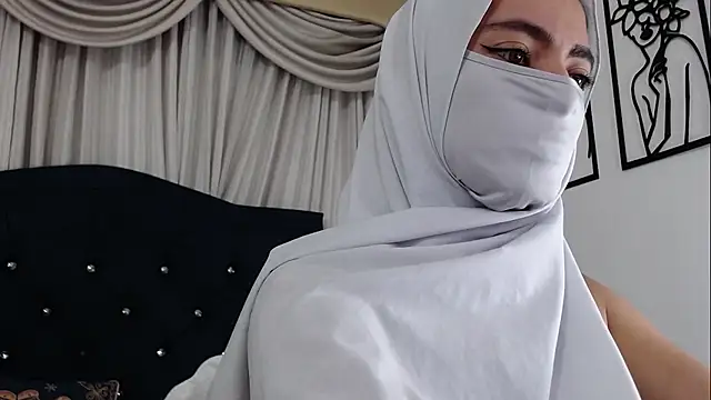 jade nassar online show from September 2025 11:37:01 PM