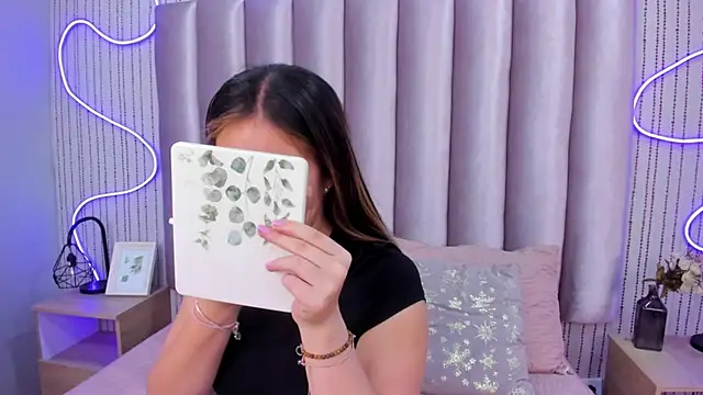 SamanthaPeachss online show from November 2025 11:43:01 AM