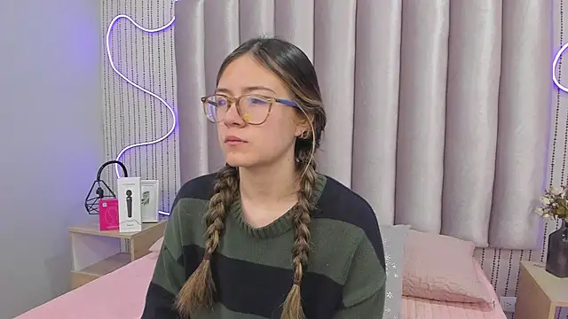 SamanthaPeachss online show from January 2026 11:47:01 AM