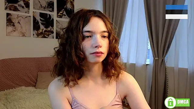 Snapshot of Evi_Brook chatting on November 2025 11:55:02 AM Evi Brook online show from November 2025 11:55:02 AM