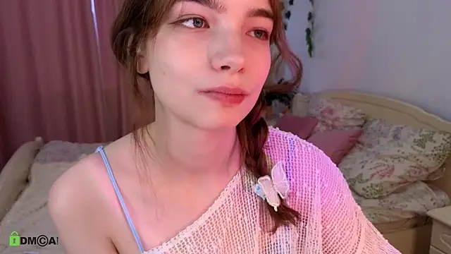 Evi Brook online show from April 2026 01:26:01 PM