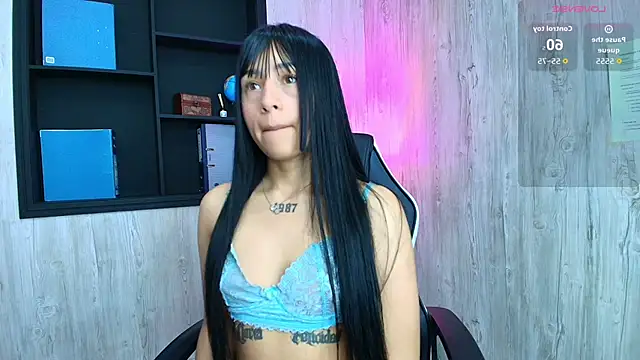 SkarlettAry online show from May 2026 03:42:01 PM