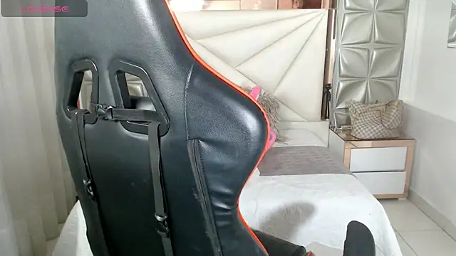 sara slut21 online show from January 2025 10:46:02 PM