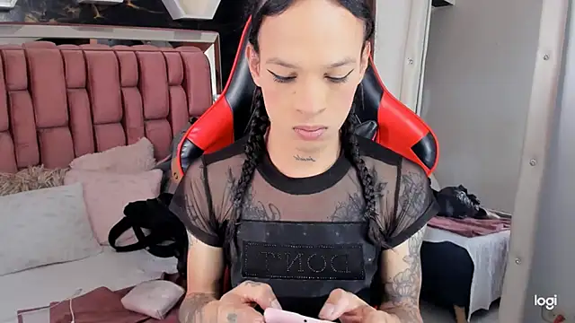 sara slut21 online show from January 2025 06:45:02 PM