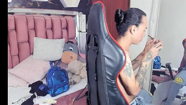 sara slut21 online show from February 2025 08:38:02 PM