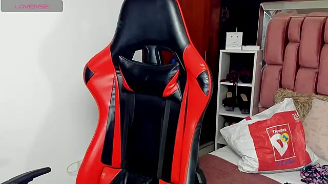 sara slut21 online show from March 2025 11:04:02 PM