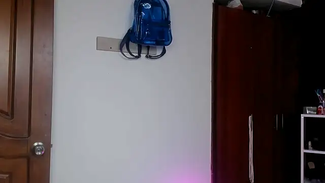 sara slut21 online show from March 2025 09:23:01 PM