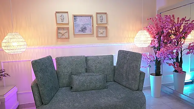 LoonaNyx online show from September 2025 11:32:02 AM