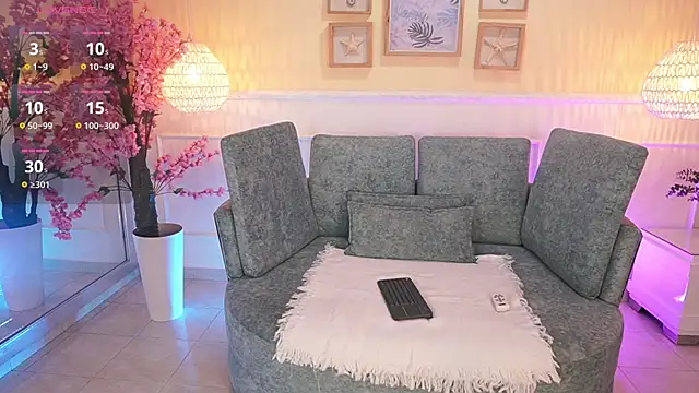 LoonaNyx online show from November 2025 11:40:02 AM