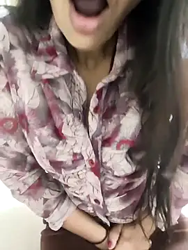 Shalu G online show from February 2026 01:59:02 AM