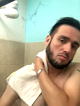 Alexitho25 online show from October 2025 09:56:01 PM