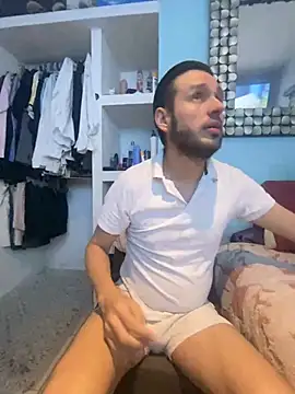 Alexitho25 online show from July 2026 09:50:01 PM