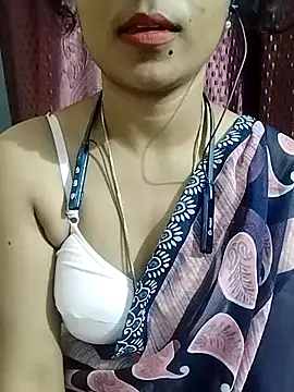 Snapshot of Varsha21 chatting on January 2026 11:03:02 AM Varsha21 online show from January 2026 11:03:02 AM