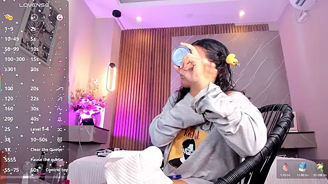 emma  rose1 online show from October 2025 02:45:01 AM