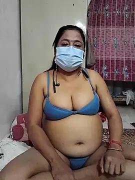 mature mimi online show from November 2025 06:40:01 PM