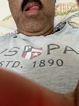 moonflower25 online show from September 2025 11:27:01 PM